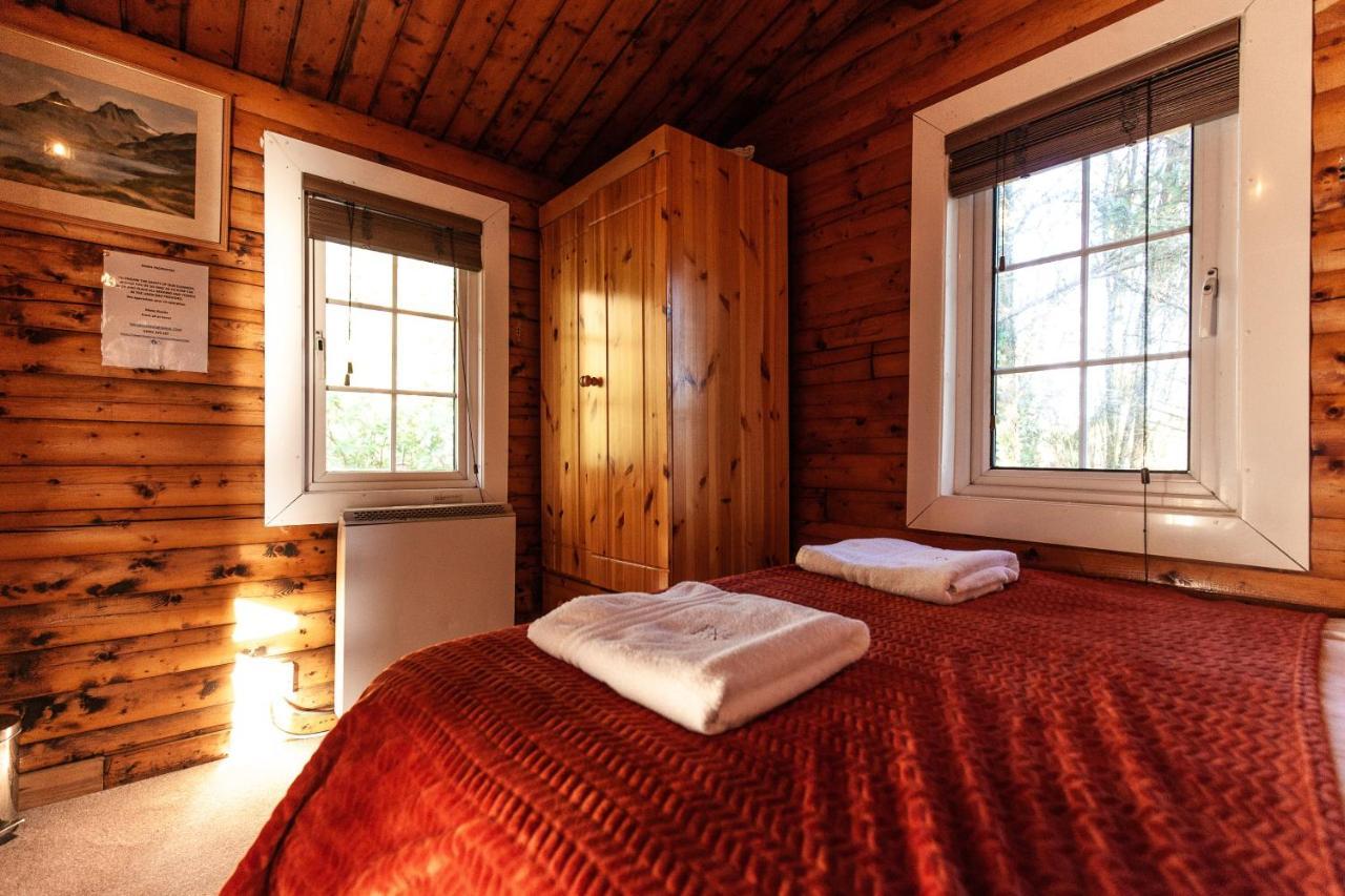 Stunning Log Cabin With Garden In Snowdonia - Hosted By Seren Short Stays Trawsfynydd Exterior photo